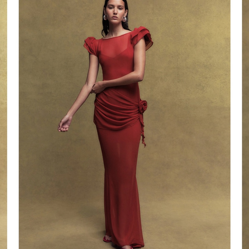 De La Vali FLORENTINE CHIFFON MAXI DRESS IN SCARLET